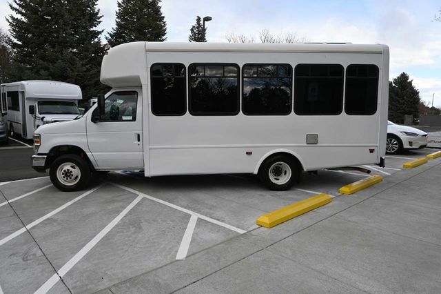 2016 Ford Econoline Commercial Cutaway E-350 SD Mobility Handicap Shuttle Bus - 23012812 - 8