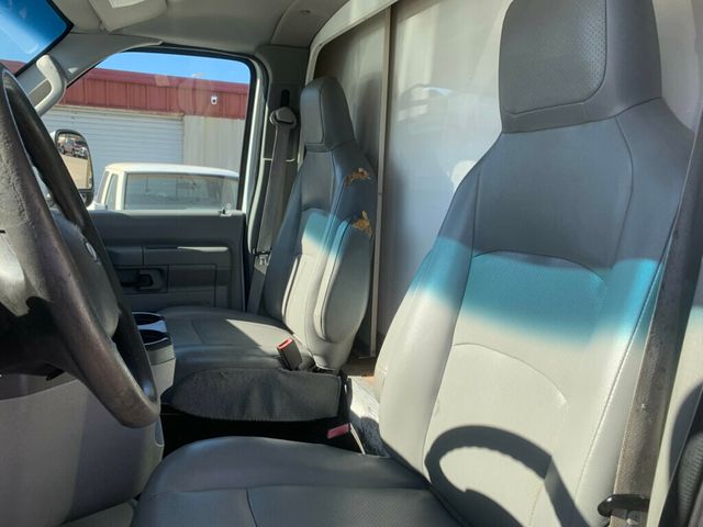 2016 Ford Econoline Commercial Cutaway E-350 Super Duty 158" DRW - 22945405 - 4