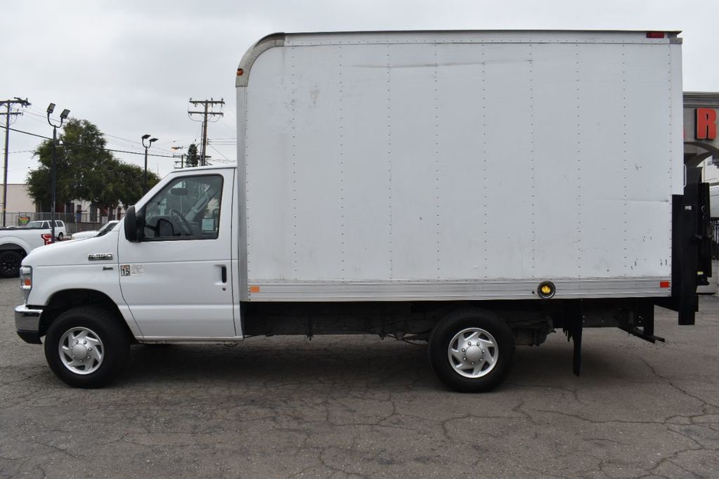 2016 Ford E-350 photo 2