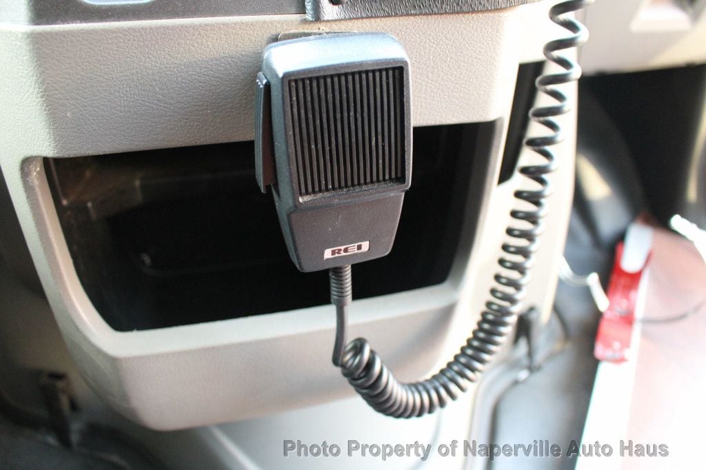 2016 FORD E-450 - Image 14