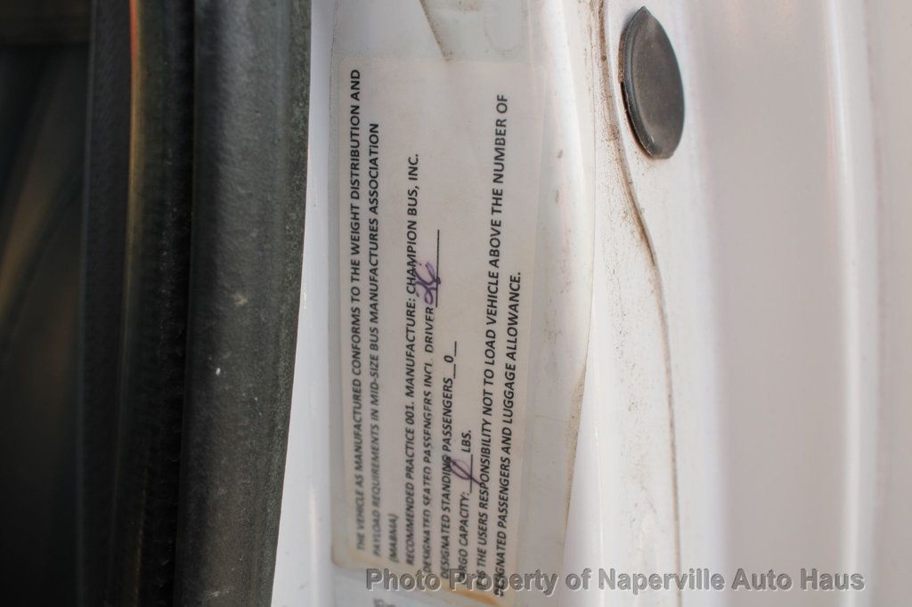 2016 FORD E-450 - Image 20