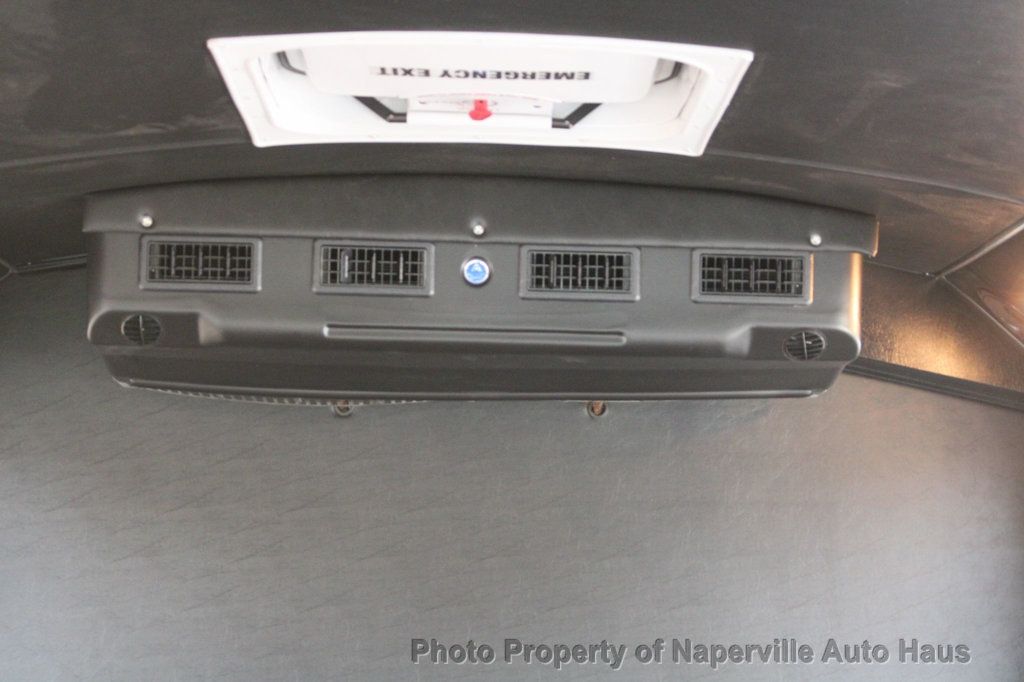 2016 FORD E-450 - Image 18