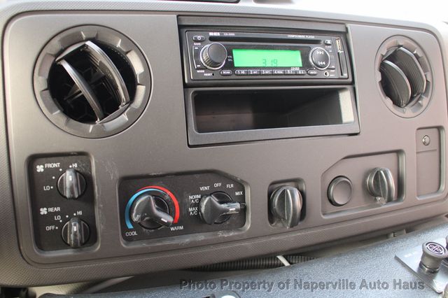 2016 Ford Econoline Commercial Cutaway E-450 Super Duty 158" DRW - 22956715 - 8