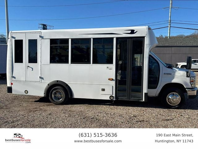 2016 Ford Econoline Commercial Cutaway NON-CDL WHEELCHAIR SHUTTLE BUS FOR SALE - 22712910 - 1