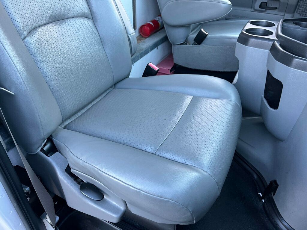 2016 Ford Econoline Commercial Cutaway READY TO WORK - 22939322 - 16