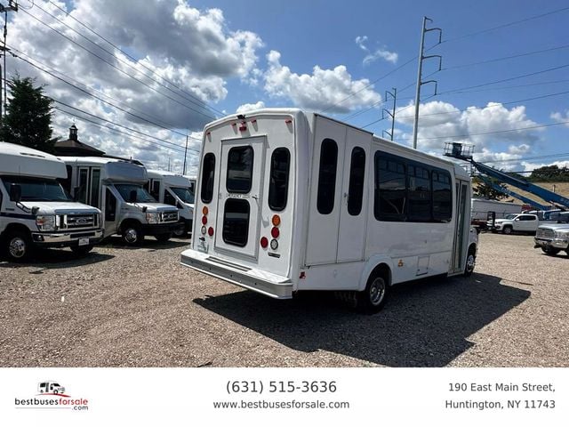 2016 Ford Econoline Commercial Cutaway WHEELCHAIR SHUTTLE BUS FOR SALE - 22371052 - 9