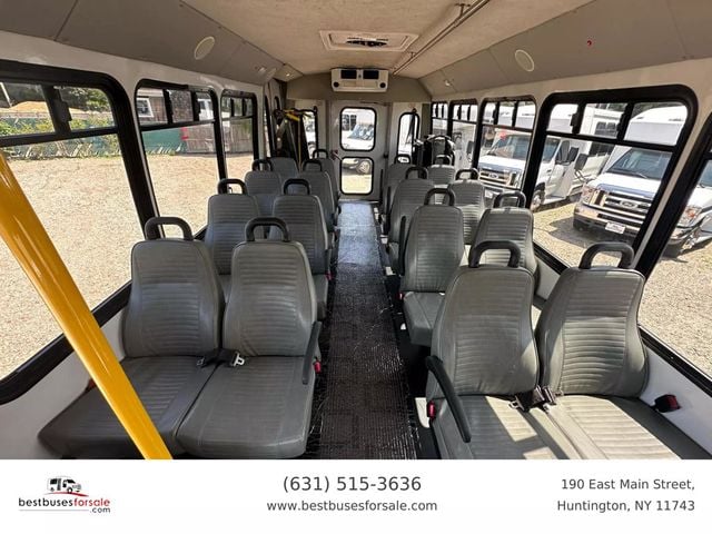 2016 Ford Econoline Commercial Cutaway WHEELCHAIR SHUTTLE BUS FOR SALE - 22371052 - 19