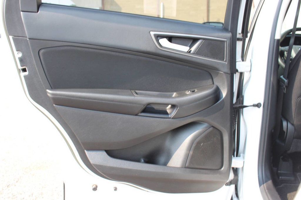 2016 Ford Edge 4dr SE AWD - 22894125 - 11