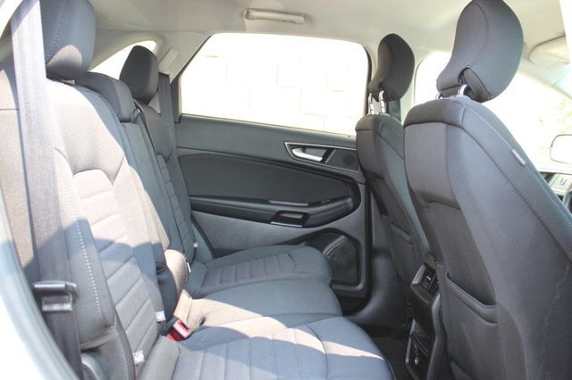 2016 Ford Edge 4dr SE AWD - 22894125 - 13