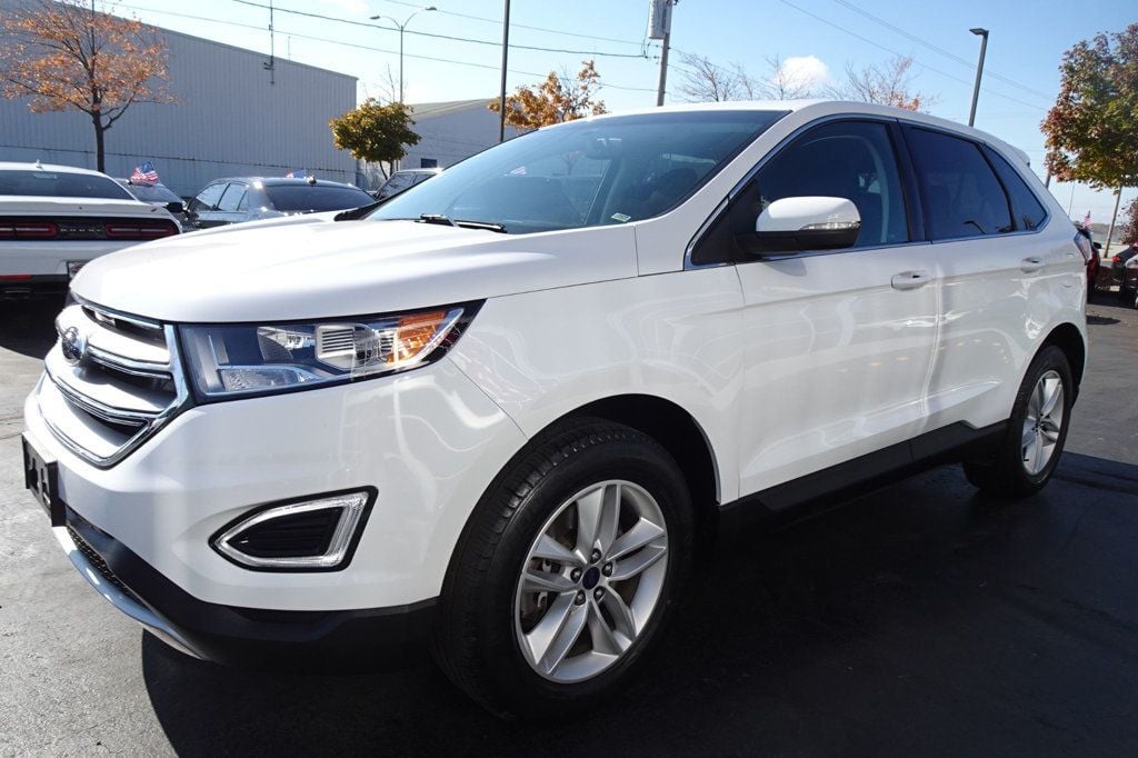 2016 Ford Edge SEL photo 4
