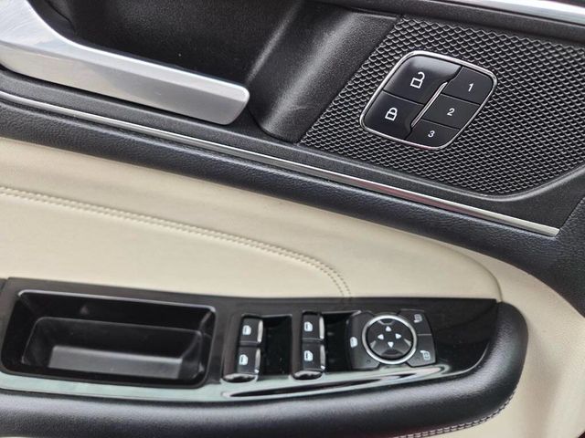 2016 Ford Edge 4dr Titanium AWD - 22993969 - 20