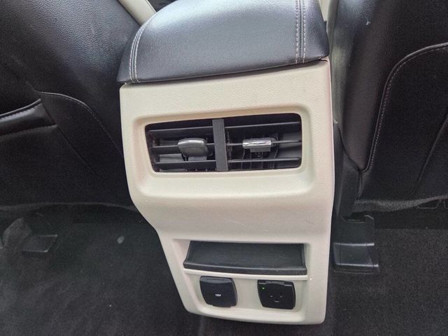 2016 Ford Edge 4dr Titanium AWD - 22993969 - 26