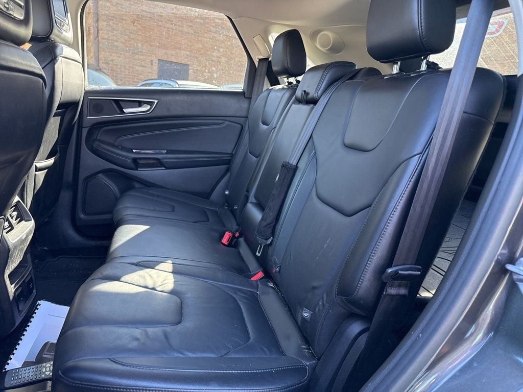 2016 Ford Edge 4dr Titanium AWD - 22934251 - 7