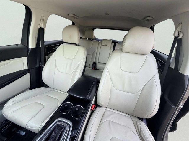 2016 Ford Edge 4dr Titanium AWD - 23037728 - 19