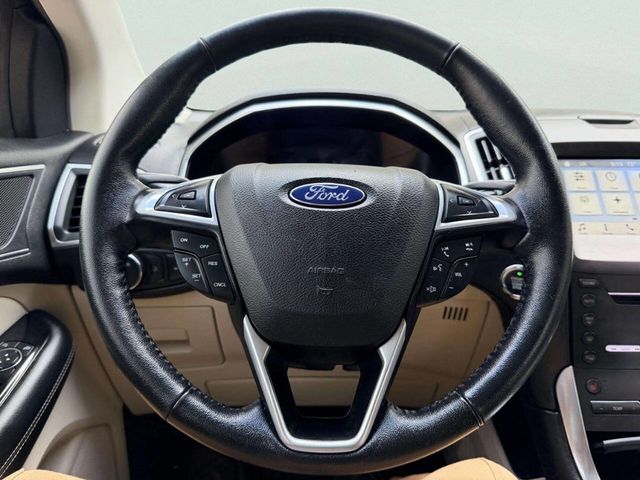 2016 Ford Edge 4dr Titanium AWD - 23037728 - 31