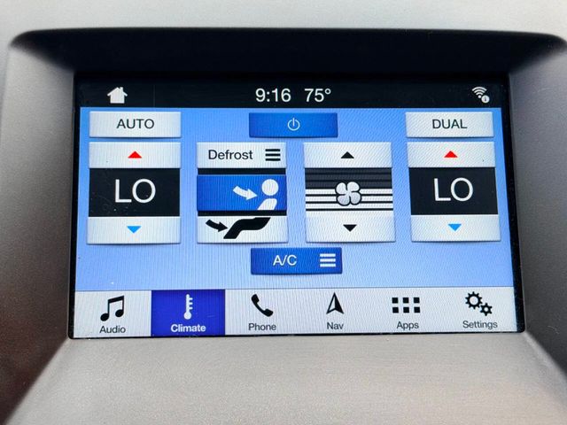 2016 Ford Edge 4dr Titanium AWD - 23037728 - 40