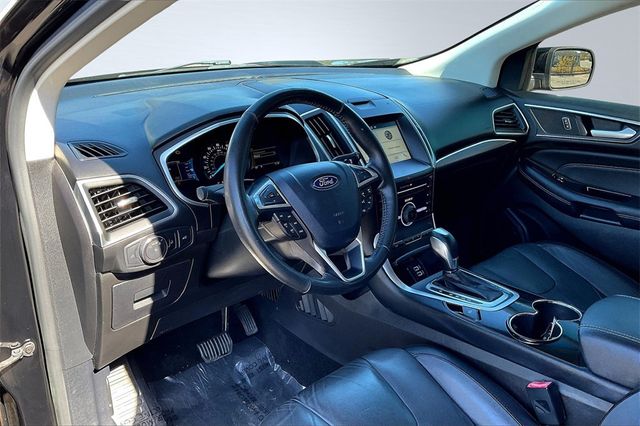 2016 Ford Edge 4dr Titanium AWD - 22932406 - 10