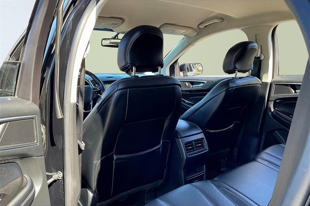 2016 Ford Edge 4dr Titanium AWD - 22932406 - 17