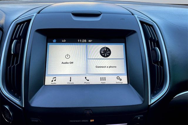 2016 Ford Edge 4dr Titanium AWD - 22932406 - 23