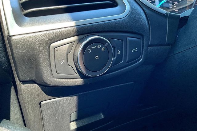 2016 Ford Edge 4dr Titanium AWD - 22932406 - 25