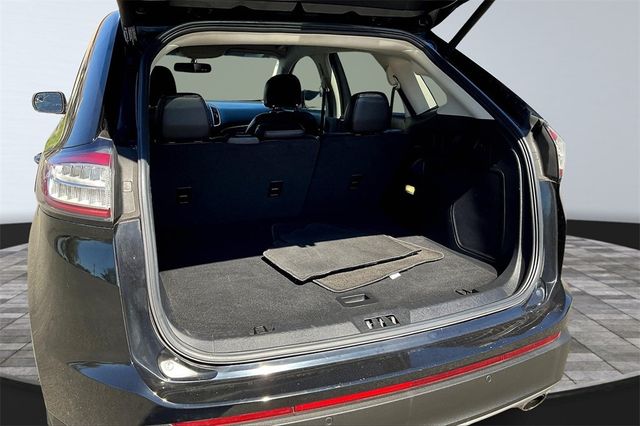 2016 Ford Edge 4dr Titanium AWD - 22932406 - 32