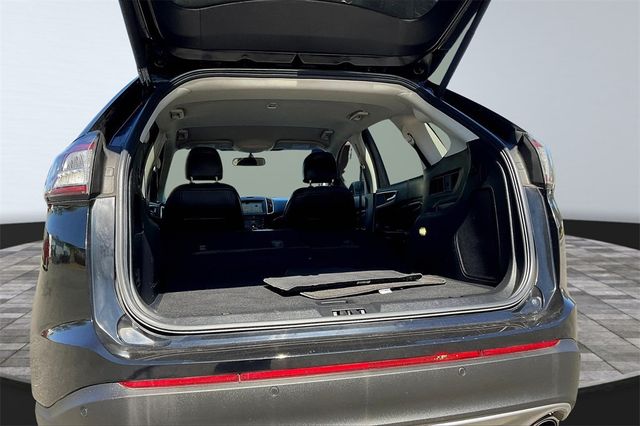 2016 Ford Edge 4dr Titanium AWD - 22932406 - 33