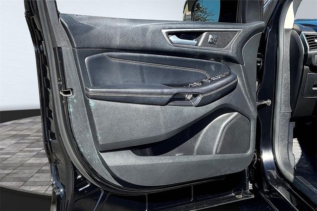 2016 Ford Edge 4dr Titanium AWD - 22932406 - 8