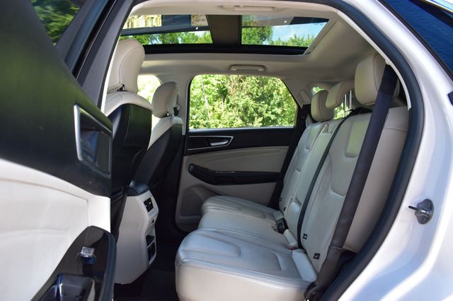 2016 Ford Edge 4dr Titanium FWD - 23073804 - 19