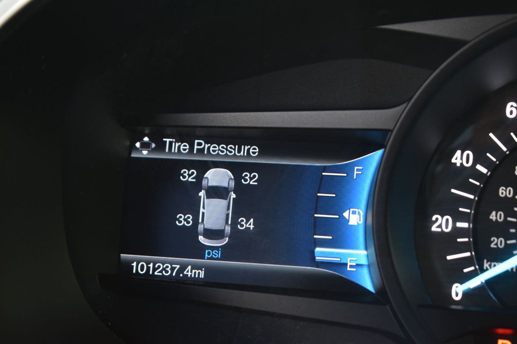 2016 Ford Edge 4dr Titanium FWD - 23073804 - 40