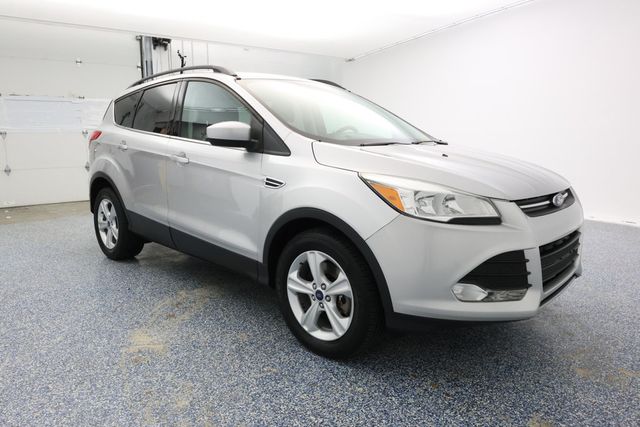 2016 Ford Escape 4WD 4dr SE w/ Equipment 201A, Upgraded Engine & Cold Weather Pkg - 22937896 - 1