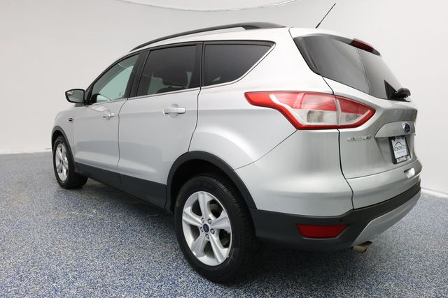 2016 Ford Escape 4WD 4dr SE w/ Equipment 201A, Upgraded Engine & Cold Weather Pkg - 22937896 - 4