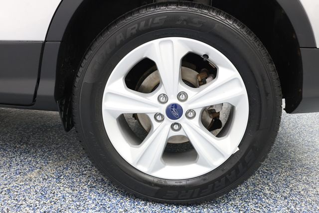 2016 Ford Escape 4WD 4dr SE w/ Equipment 201A, Upgraded Engine & Cold Weather Pkg - 22937896 - 5