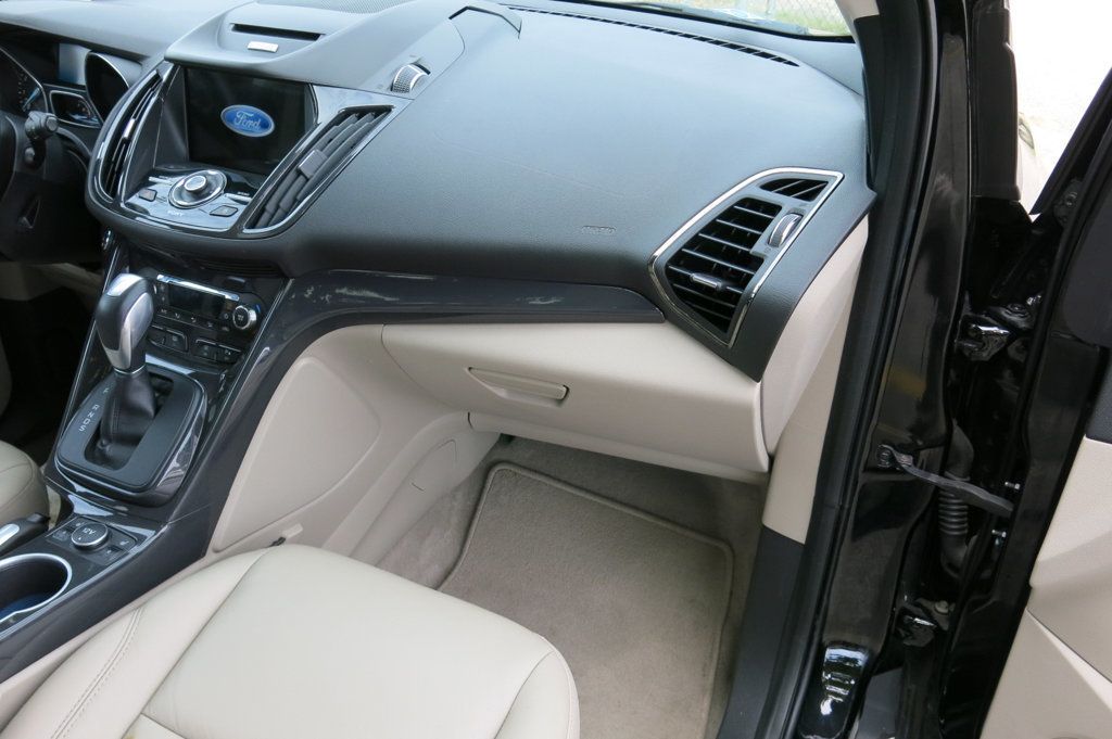 2016 Ford Escape 4WD 4dr Titanium - 22922403 - 11