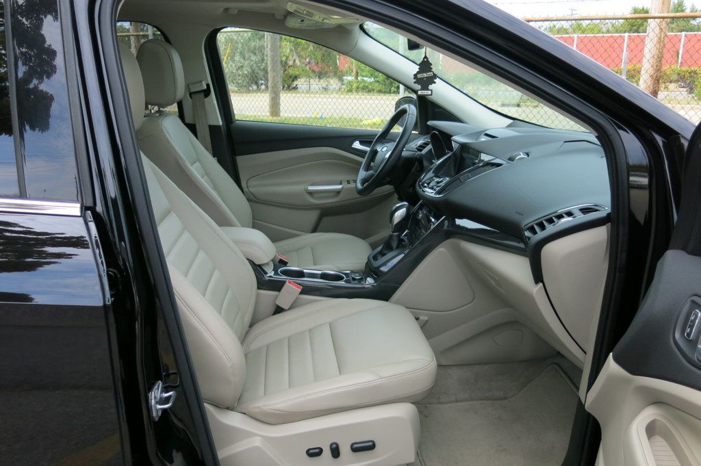 2016 Ford Escape 4WD 4dr Titanium - 22922403 - 13