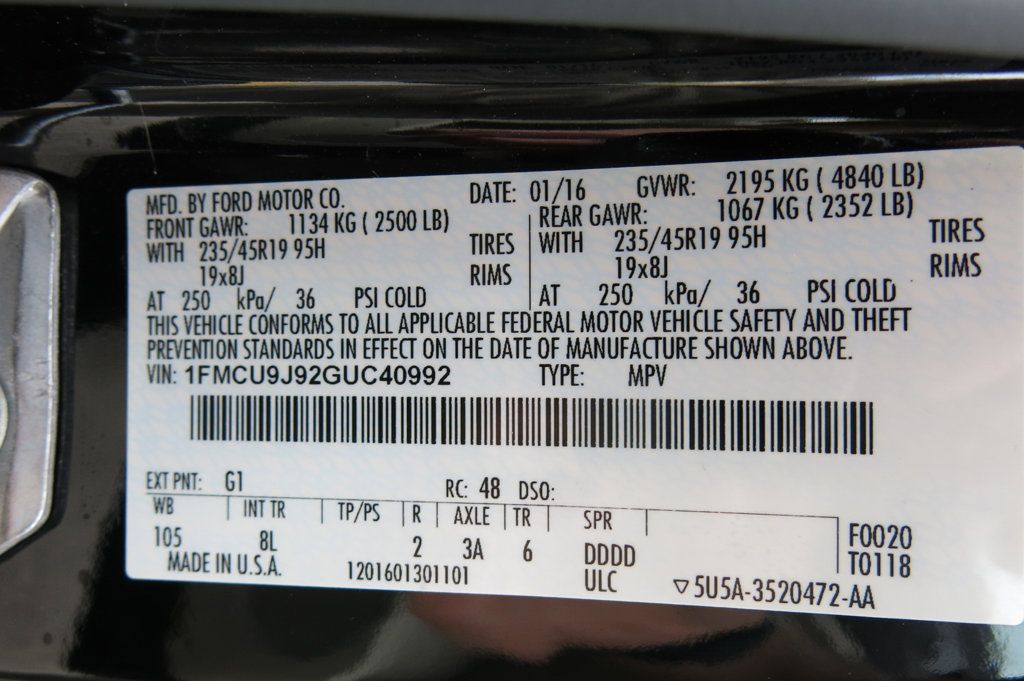 2016 Ford Escape 4WD 4dr Titanium - 22922403 - 35