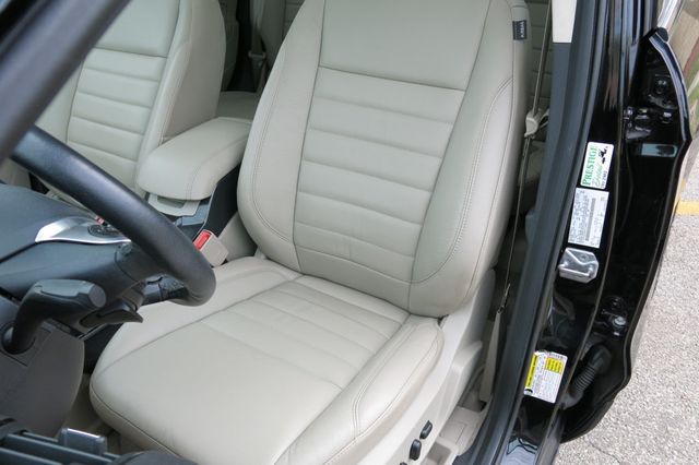 2016 Ford Escape 4WD 4dr Titanium - 22922403 - 40