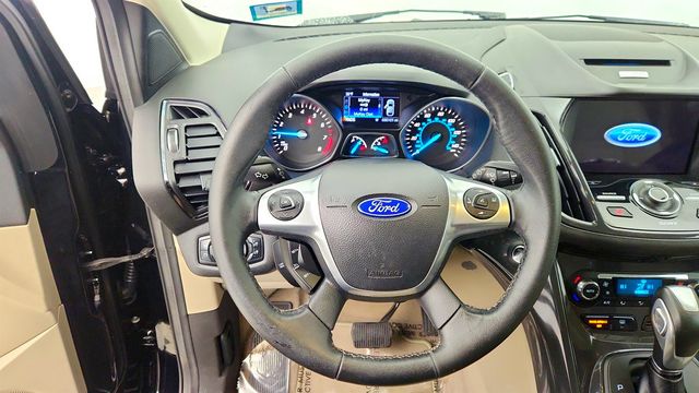 2016 Ford Escape 4WD 4dr Titanium w/ Upgraded Engine, Pano Vista Roof, Navigation - 22986813 - 13