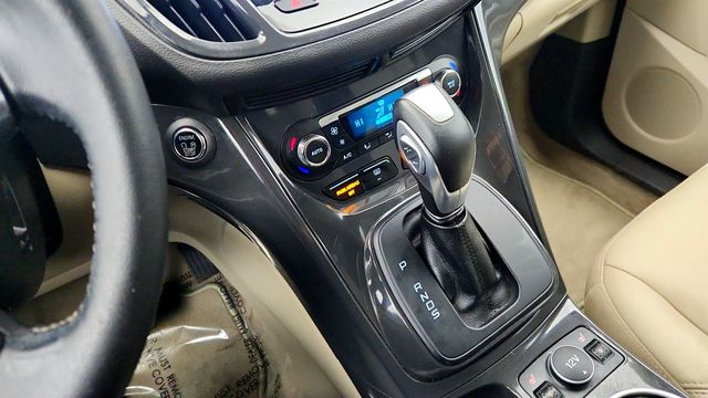 2016 Ford Escape 4WD 4dr Titanium w/ Upgraded Engine, Pano Vista Roof, Navigation - 22986813 - 16