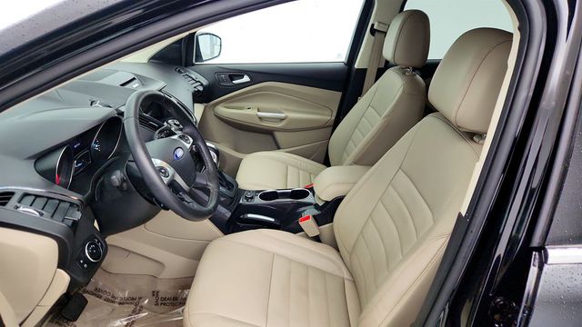 2016 Ford Escape 4WD 4dr Titanium w/ Upgraded Engine, Pano Vista Roof, Navigation - 22986813 - 19