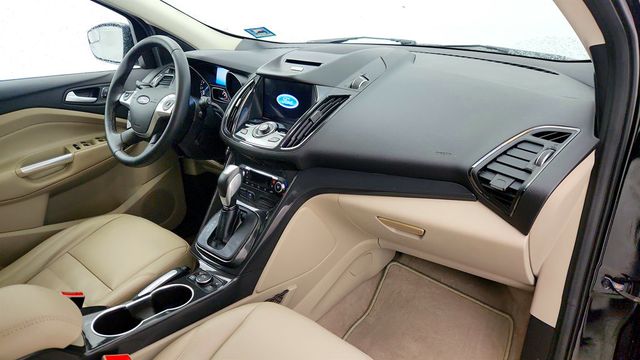 2016 Ford Escape 4WD 4dr Titanium w/ Upgraded Engine, Pano Vista Roof, Navigation - 22986813 - 24