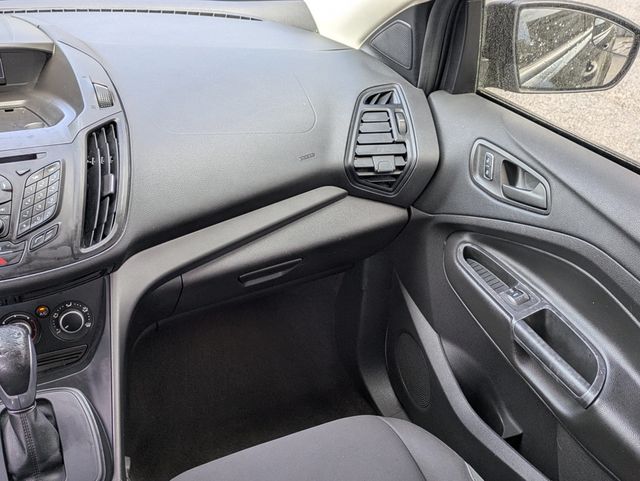 2016 Ford Escape FWD 4dr S - 22996257 - 16