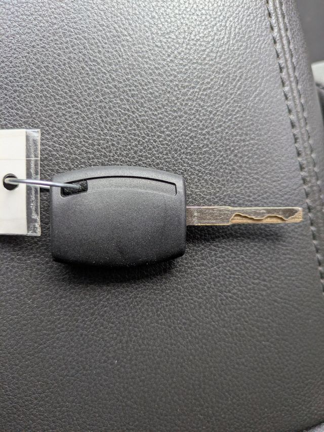 2016 Ford Escape FWD 4dr S - 22996257 - 27