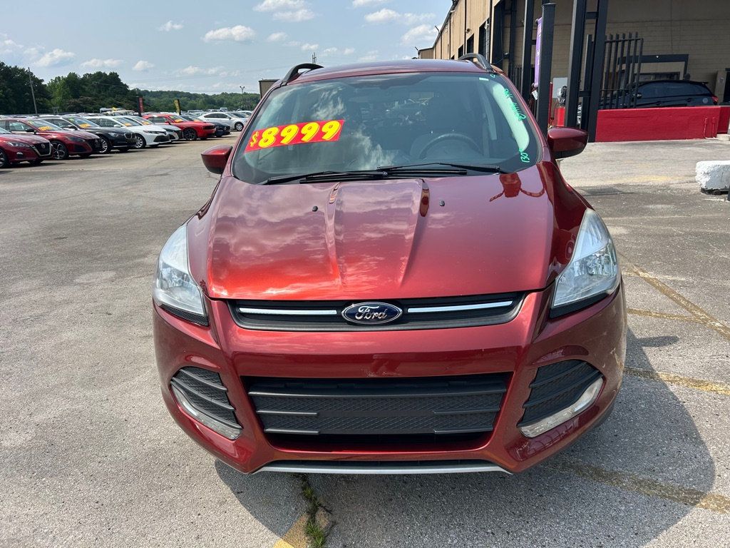 2016 Ford Escape SE photo 2