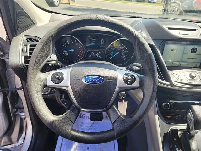 2016 Ford Escape FWD 4dr SE - 22434365 - 25