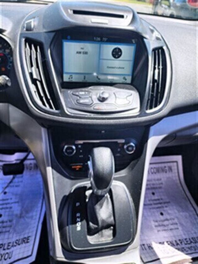 2016 Ford Escape FWD 4dr SE - 22434365 - 47