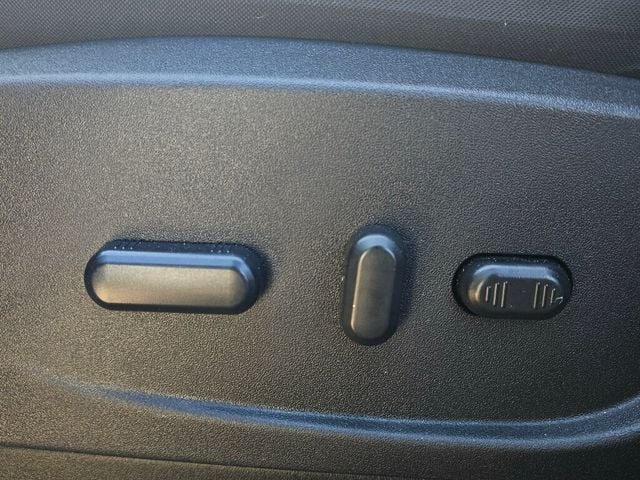 2016 Ford Escape FWD 4dr SE - 22983265 - 32