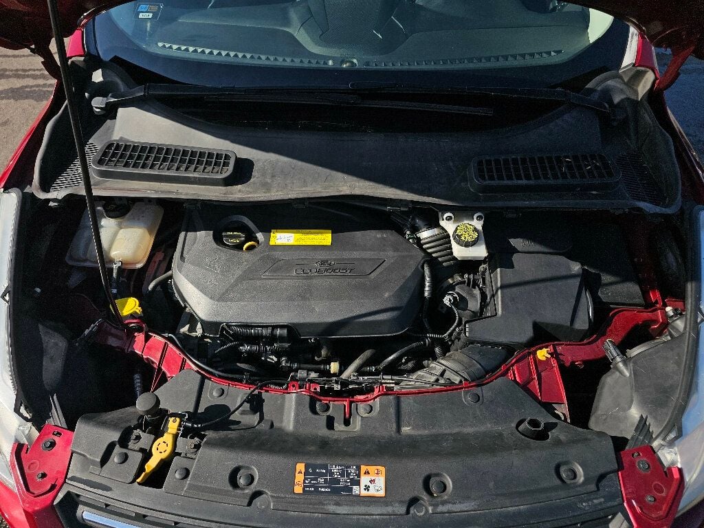 2016 Ford Escape FWD 4dr SE - 22983265 - 35