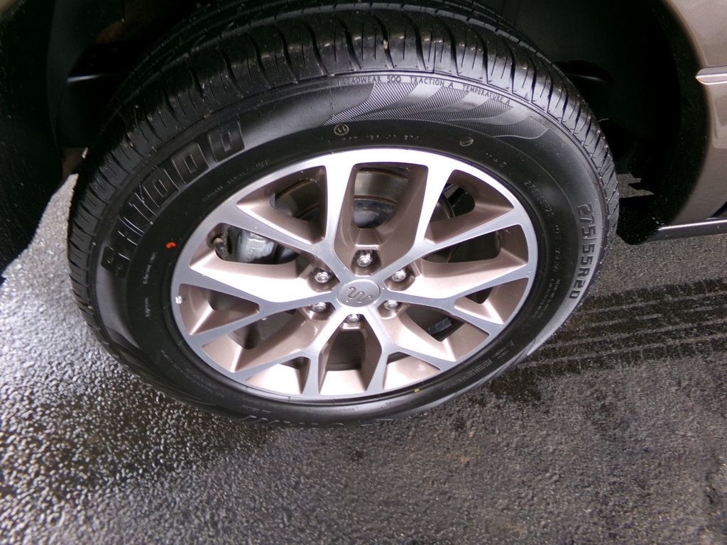 2016 Ford Expedition 4WD 4dr King Ranch - 22977689 - 17