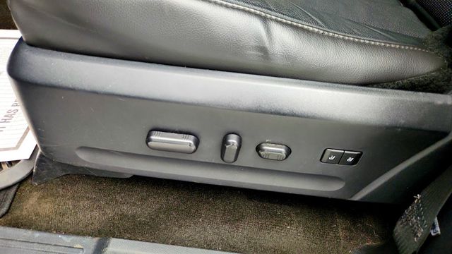 2016 Ford Expedition 4WD 4dr Limited w/ Power Moonroof - 23014223 - 11