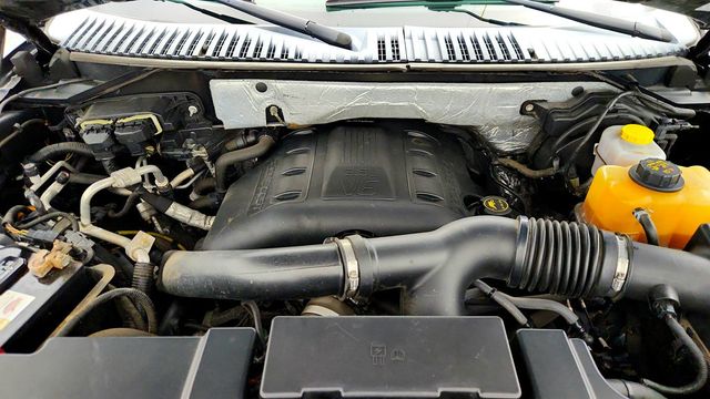 2016 Ford Expedition 4WD 4dr Limited w/ Power Moonroof - 23014223 - 25